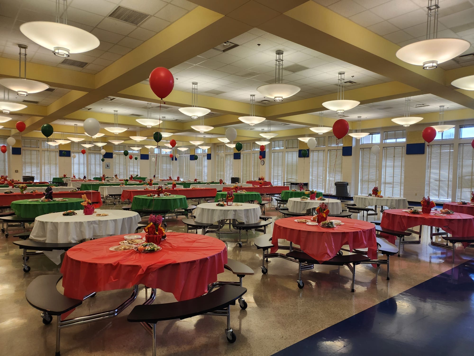 cafeteria2